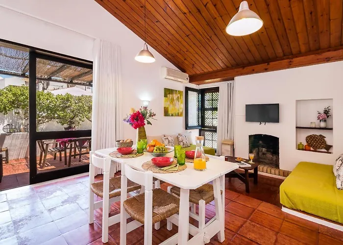 Casas Barulho - Jacaranda A8